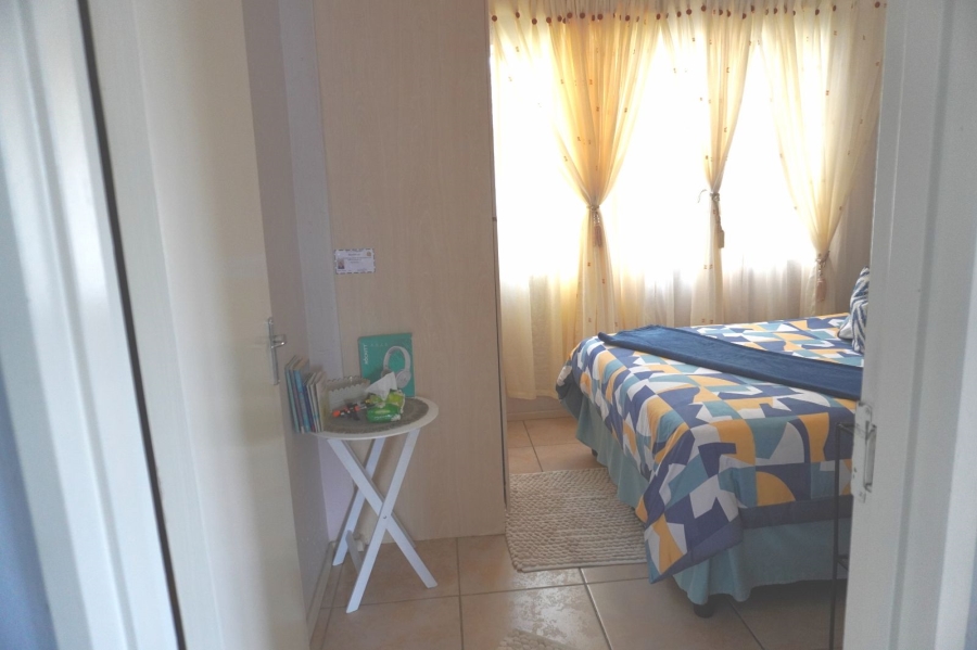 2 Bedroom Property for Sale in Klippoortje Gauteng
