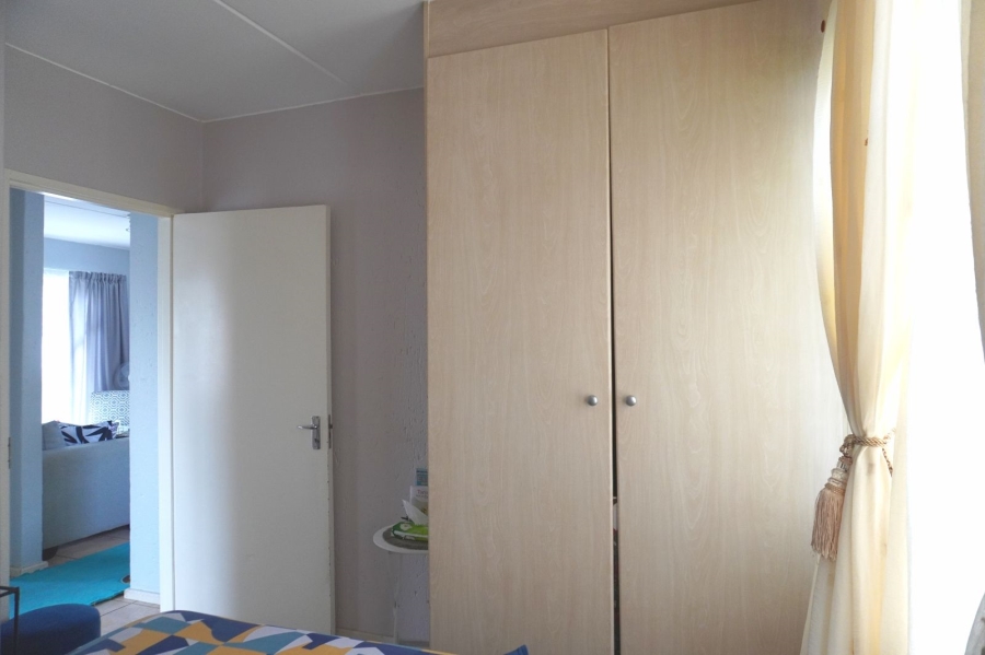 2 Bedroom Property for Sale in Klippoortje Gauteng