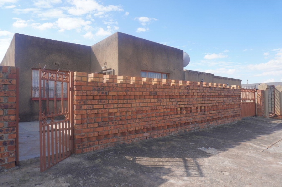 3 Bedroom Property for Sale in Kwa Thema Gauteng