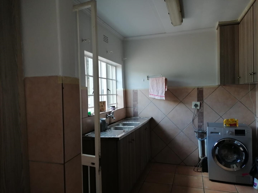 3 Bedroom Property for Sale in Buccleuch Gauteng
