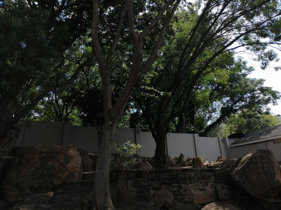 3 Bedroom Property for Sale in Buccleuch Gauteng