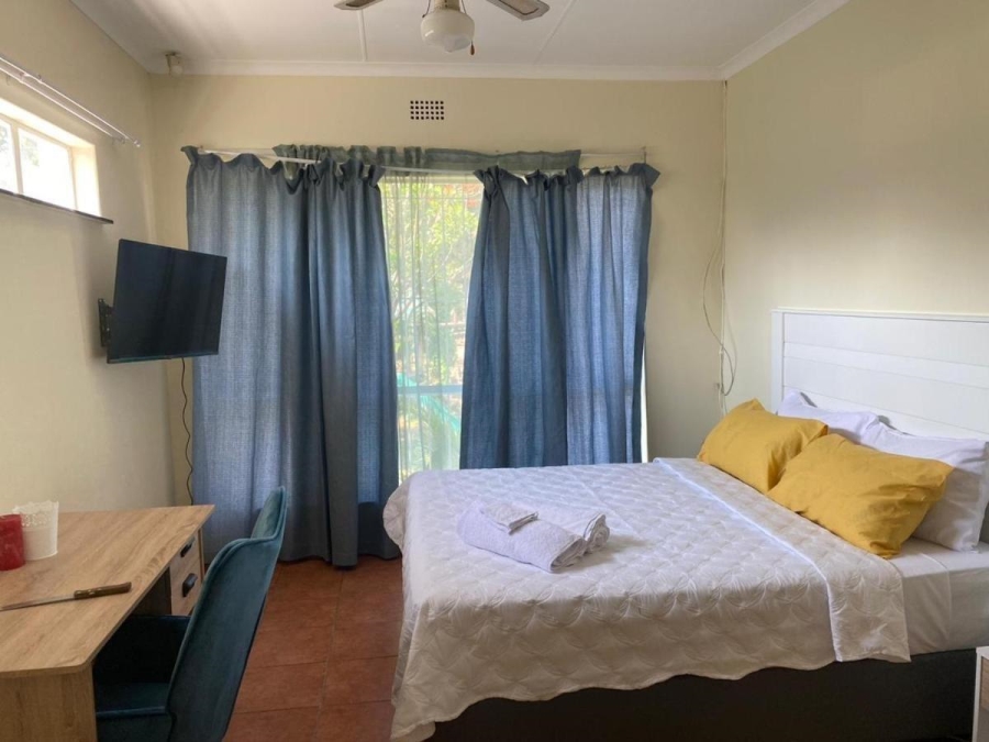 4 Bedroom Property for Sale in Lombardy East Gauteng