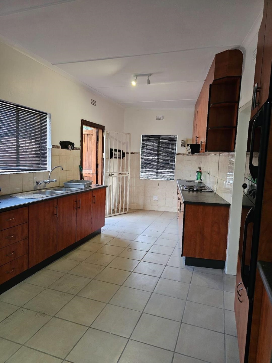 4 Bedroom Property for Sale in Rembrandt Park Gauteng