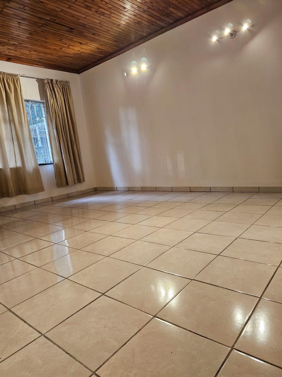 4 Bedroom Property for Sale in Rembrandt Park Gauteng