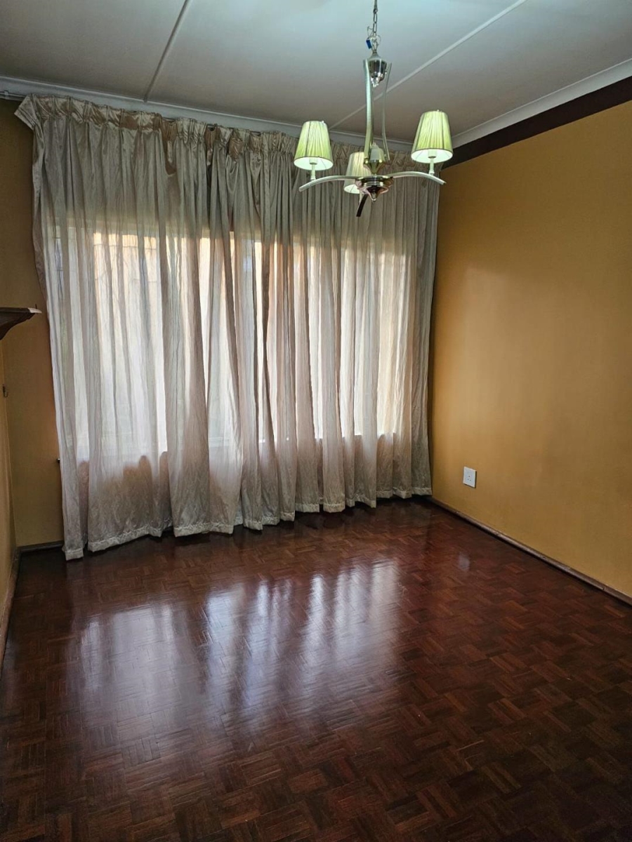 4 Bedroom Property for Sale in Rembrandt Park Gauteng