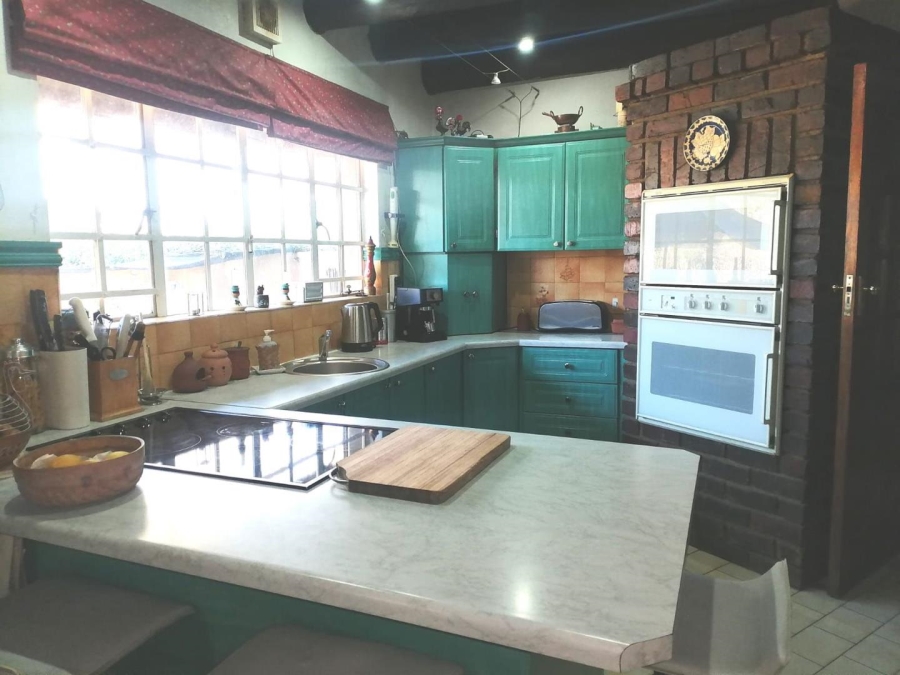 4 Bedroom Property for Sale in Buccleuch Gauteng