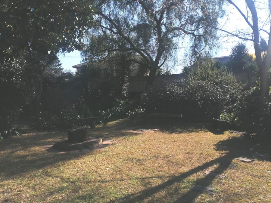 4 Bedroom Property for Sale in Buccleuch Gauteng