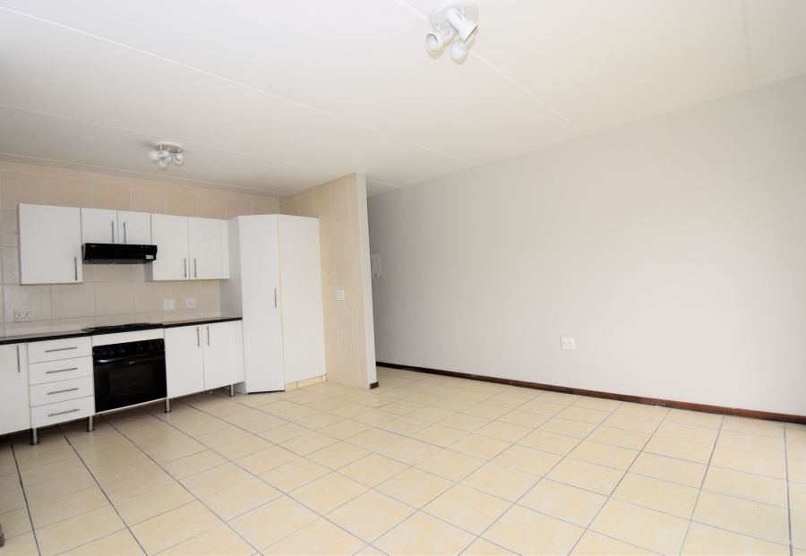 1 Bedroom Property for Sale in Sonneglans Gauteng