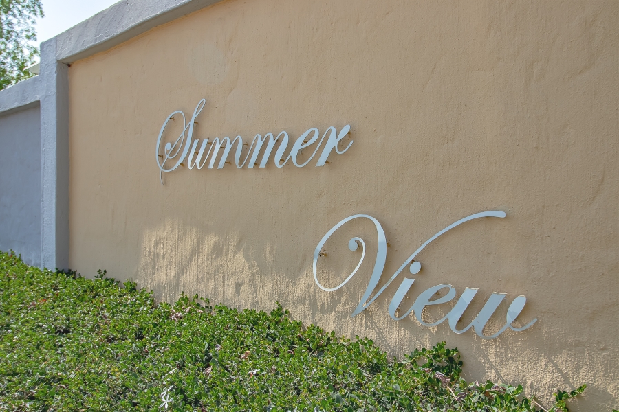 2 Bedroom Property for Sale in Kosmosdal Gauteng