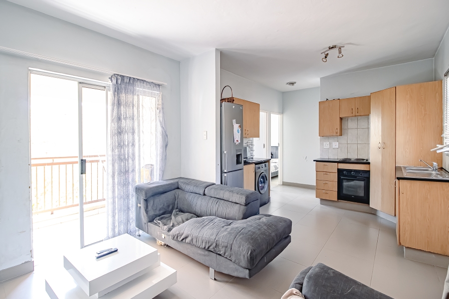 2 Bedroom Property for Sale in Kosmosdal Gauteng