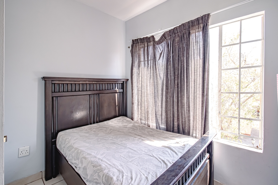 2 Bedroom Property for Sale in Kosmosdal Gauteng