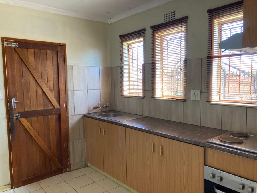 To Let 2 Bedroom Property for Rent in Mahube Valley Gauteng