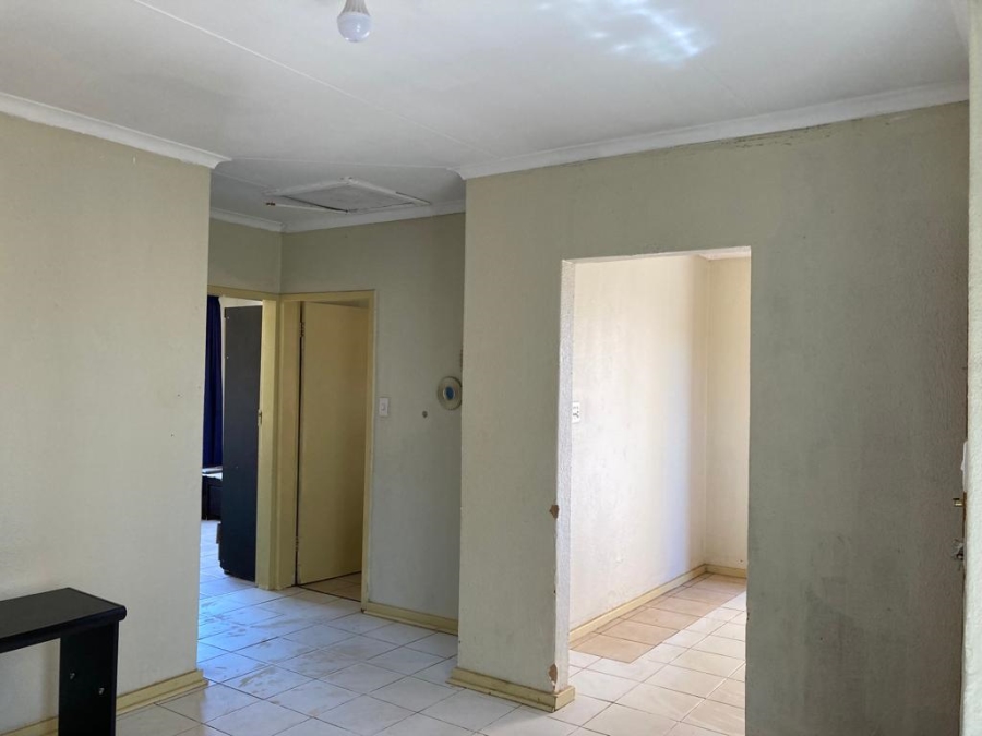 To Let 2 Bedroom Property for Rent in Mahube Valley Gauteng