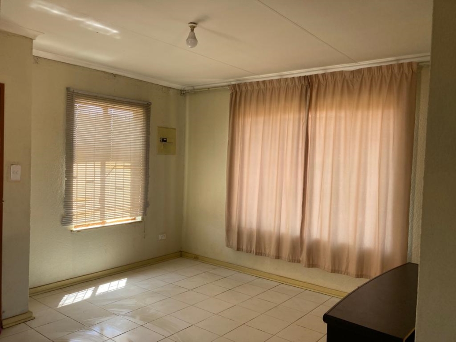 To Let 2 Bedroom Property for Rent in Mahube Valley Gauteng