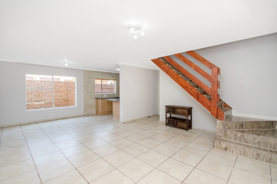 3 Bedroom Property for Sale in Honeydew Manor Gauteng