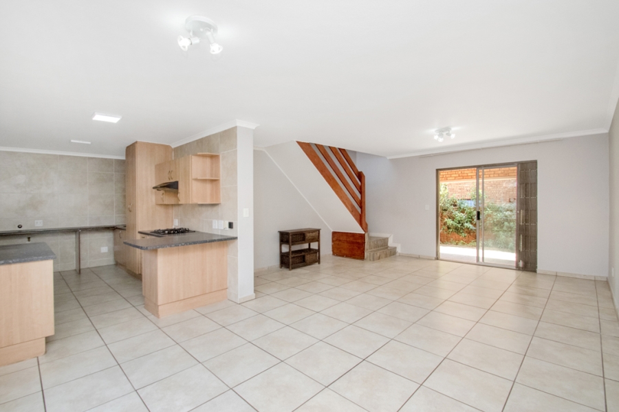 3 Bedroom Property for Sale in Honeydew Manor Gauteng