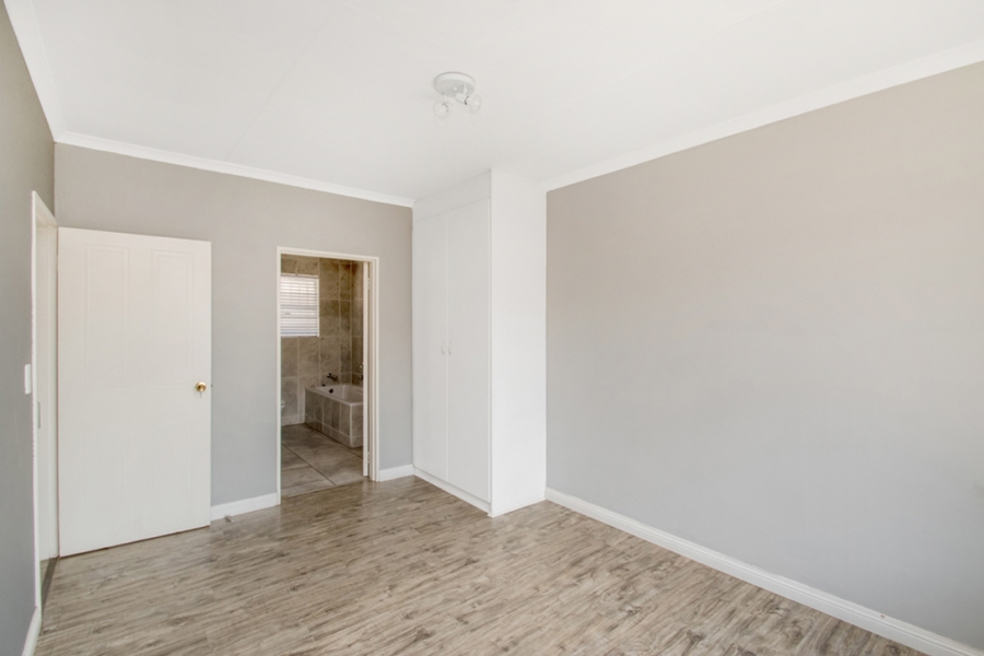 3 Bedroom Property for Sale in Honeydew Manor Gauteng