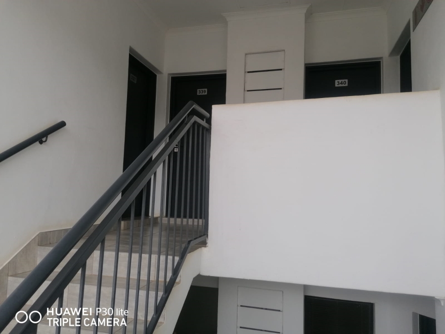 To Let 1 Bedroom Property for Rent in Willow Park Manor Gauteng