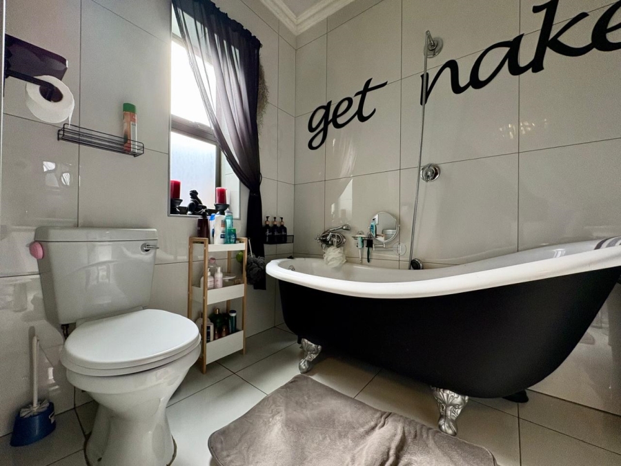 3 Bedroom Property for Sale in Brenthurst Gauteng