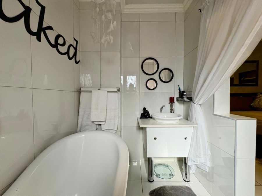 3 Bedroom Property for Sale in Brenthurst Gauteng