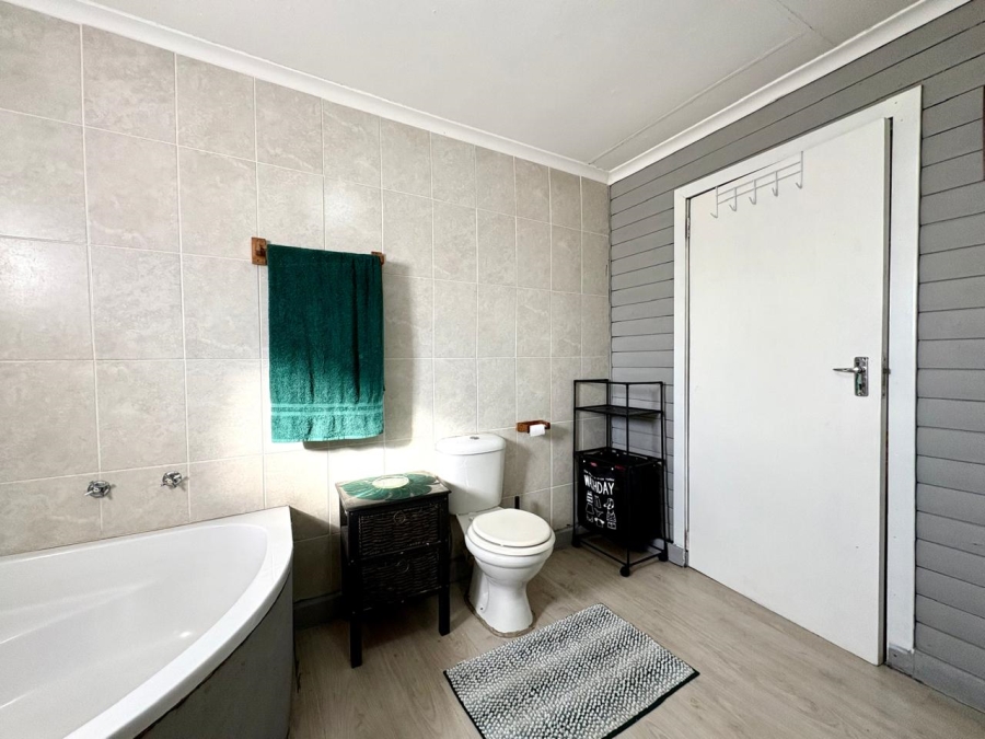 3 Bedroom Property for Sale in Brenthurst Gauteng