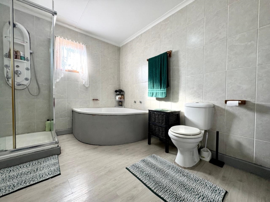 3 Bedroom Property for Sale in Brenthurst Gauteng