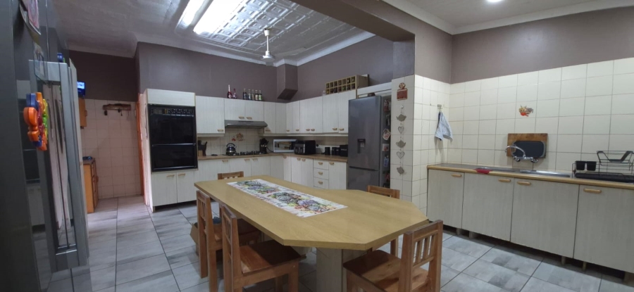 4 Bedroom Property for Sale in Brenthurst Gauteng