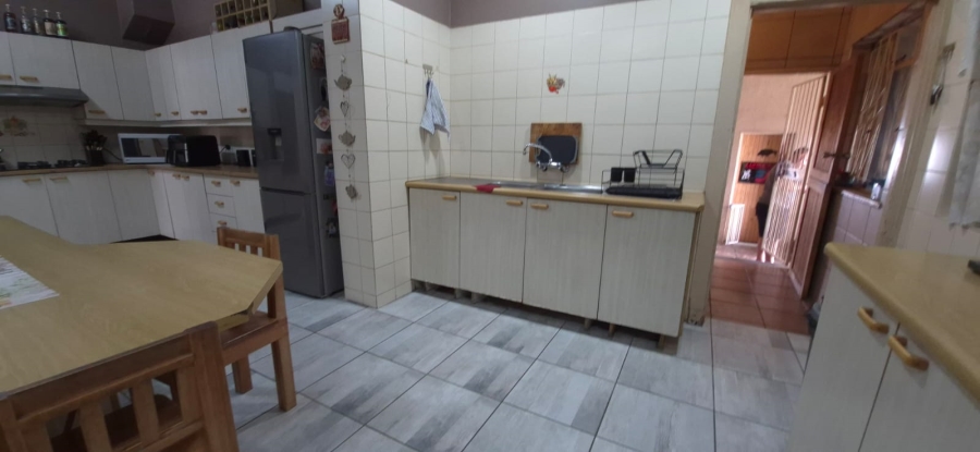 4 Bedroom Property for Sale in Brenthurst Gauteng