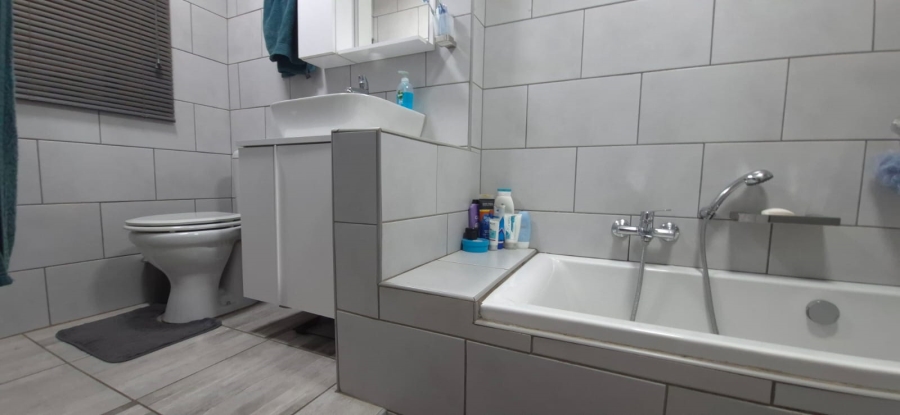 4 Bedroom Property for Sale in Brenthurst Gauteng