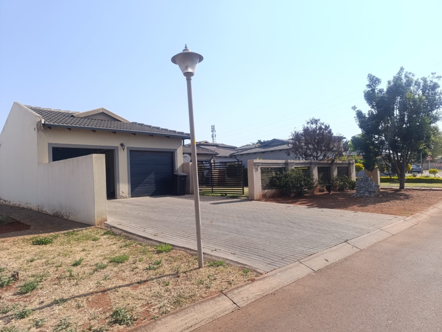 3 Bedroom Property for Sale in Magaliesberg Country Estate Gauteng