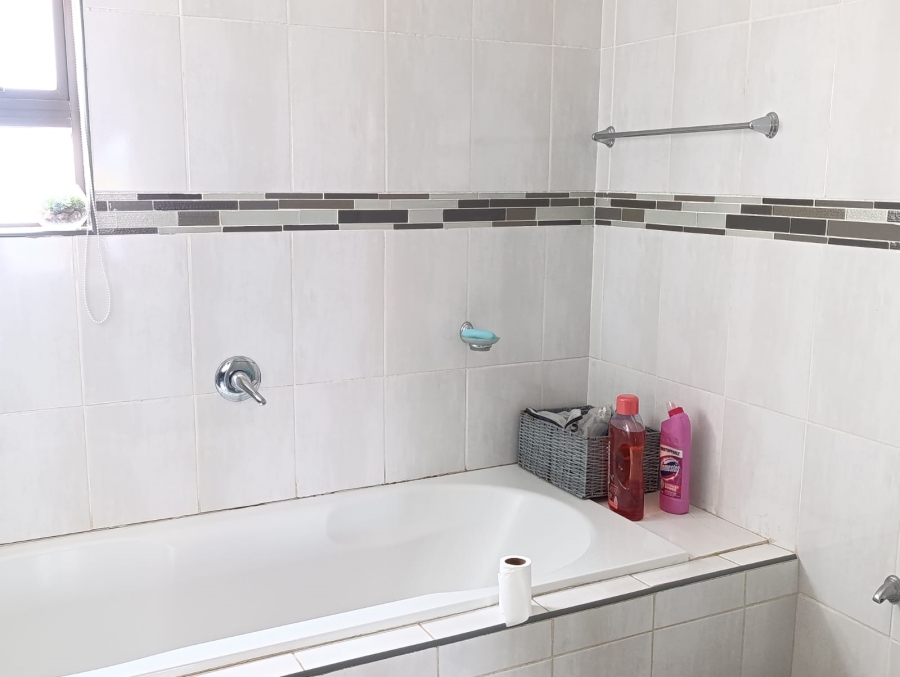 3 Bedroom Property for Sale in Magaliesberg Country Estate Gauteng