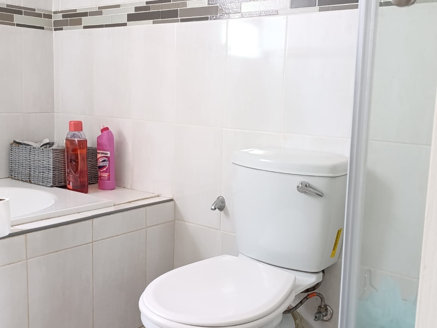 3 Bedroom Property for Sale in Magaliesberg Country Estate Gauteng