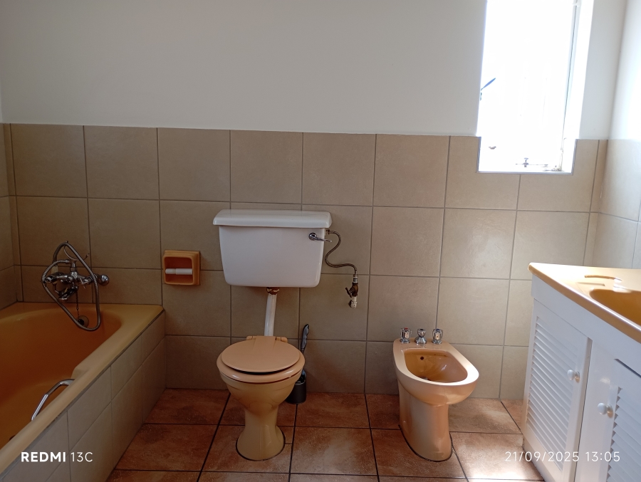 3 Bedroom Property for Sale in Birchleigh North Gauteng