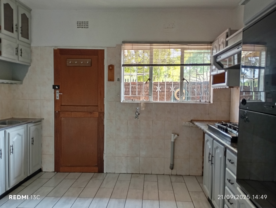 3 Bedroom Property for Sale in Birchleigh North Gauteng