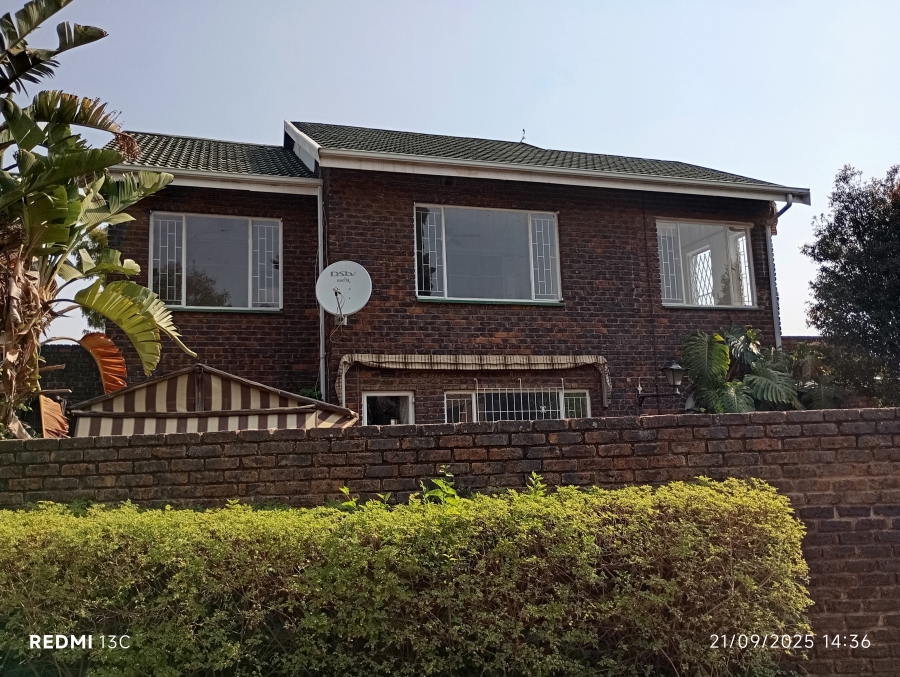 3 Bedroom Property for Sale in Birchleigh North Gauteng