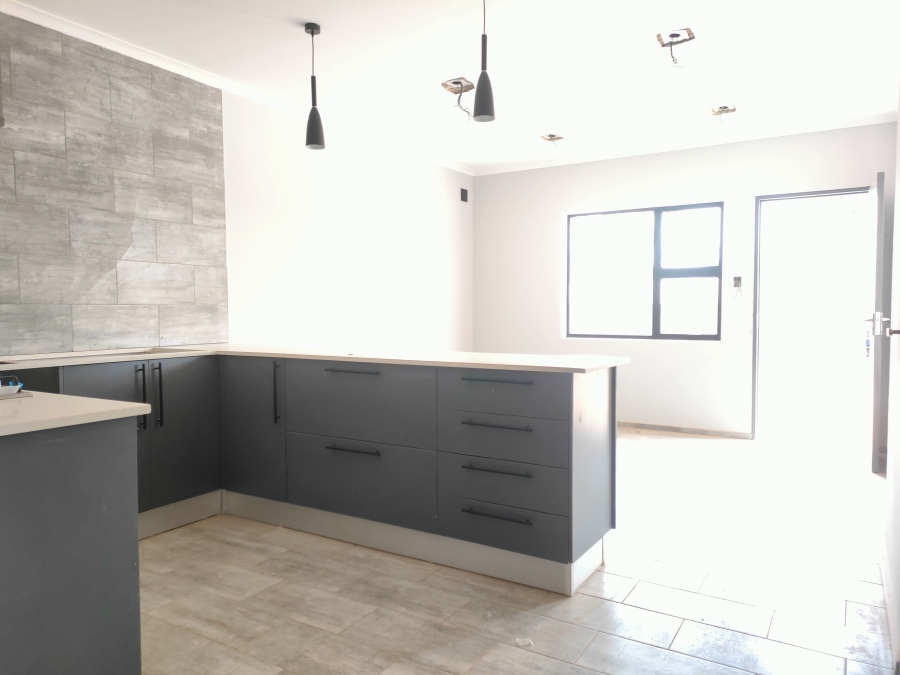 3 Bedroom Property for Sale in Silverton Gauteng