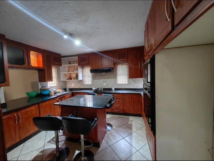 3 Bedroom Property for Sale in Amandasig Gauteng
