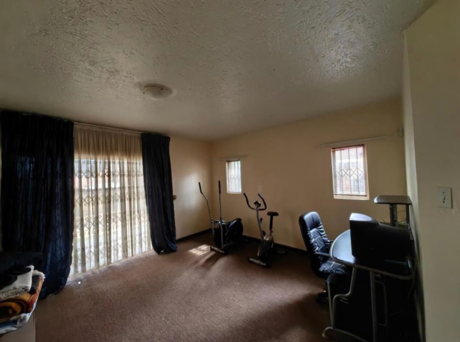 3 Bedroom Property for Sale in Amandasig Gauteng