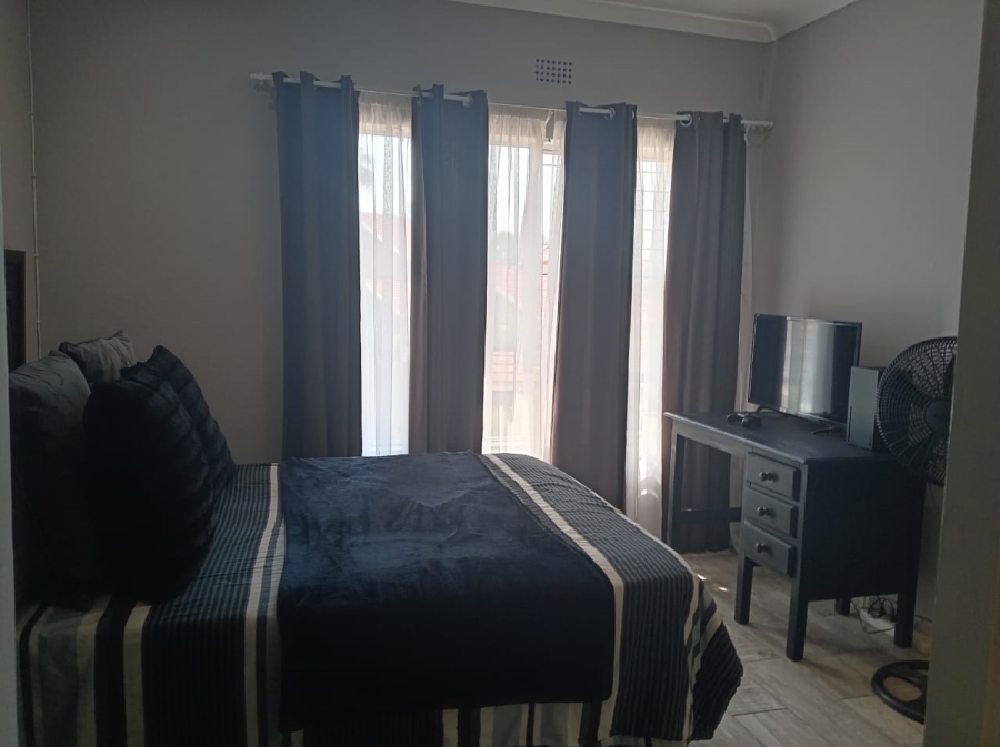 To Let 3 Bedroom Property for Rent in Birchleigh Gauteng