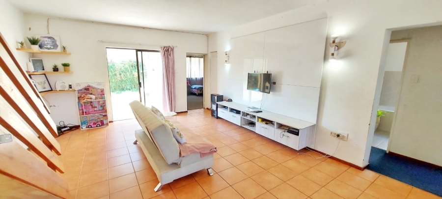 4 Bedroom Property for Sale in Halfway Gardens Gauteng