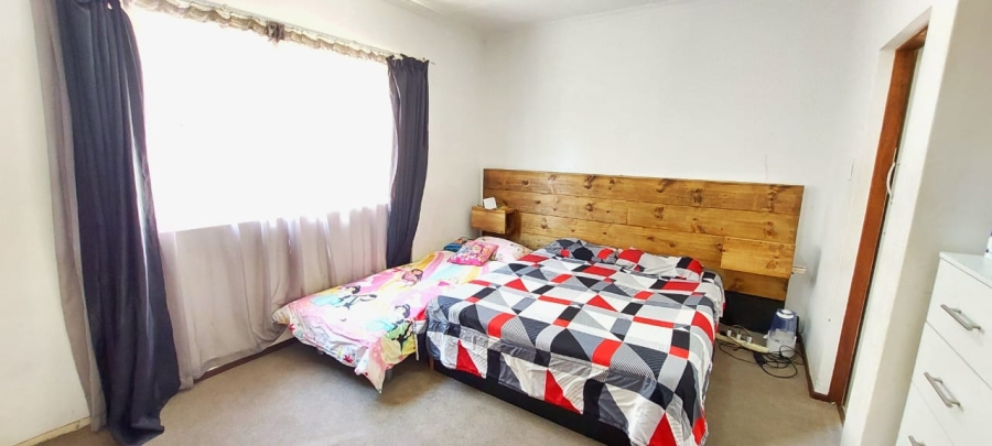 4 Bedroom Property for Sale in Halfway Gardens Gauteng