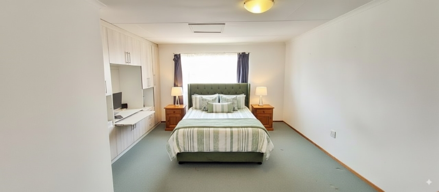 4 Bedroom Property for Sale in Halfway Gardens Gauteng