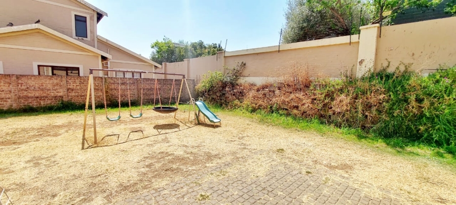 4 Bedroom Property for Sale in Halfway Gardens Gauteng