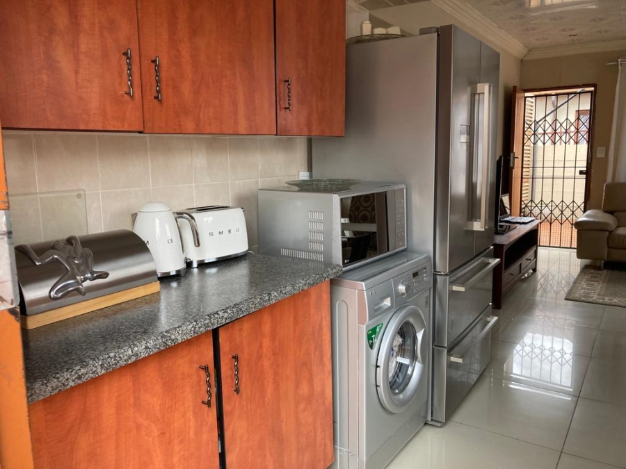 To Let 3 Bedroom Property for Rent in Nellmapius Gauteng