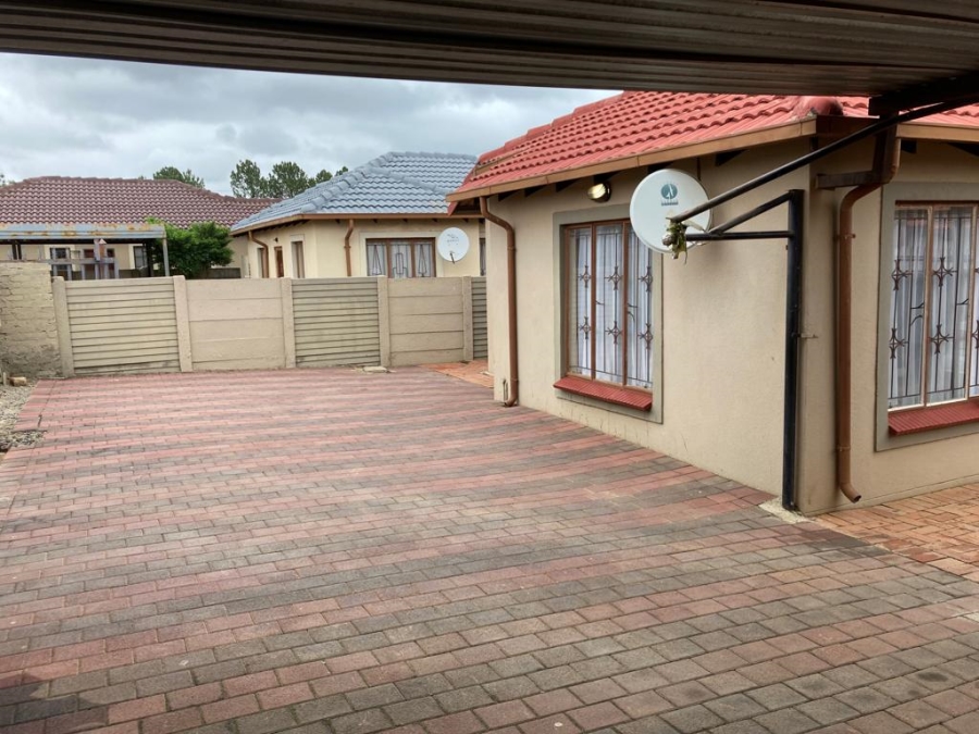 To Let 3 Bedroom Property for Rent in Nellmapius Gauteng