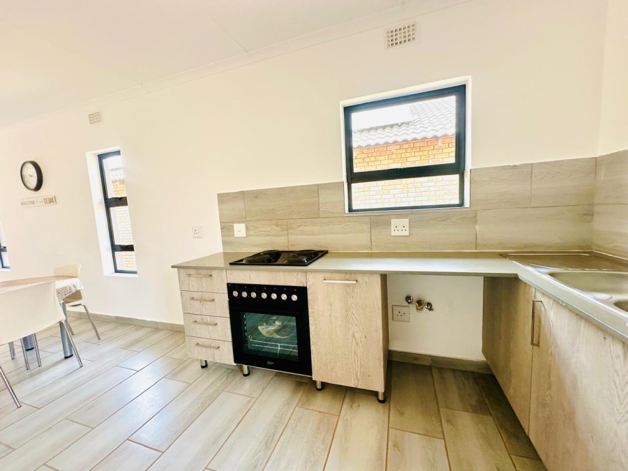 3 Bedroom Property for Sale in Albertsdal Gauteng