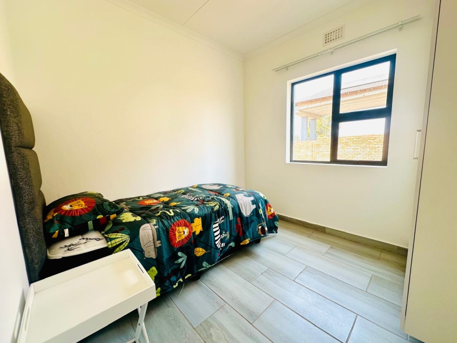 3 Bedroom Property for Sale in Albertsdal Gauteng
