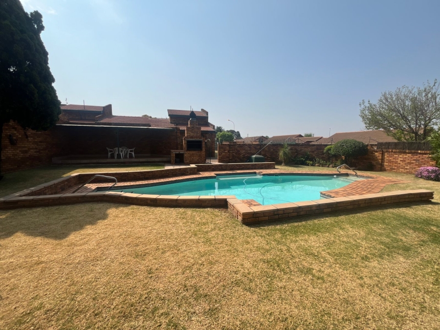 3 Bedroom Property for Sale in Dalpark Ext 1 Gauteng