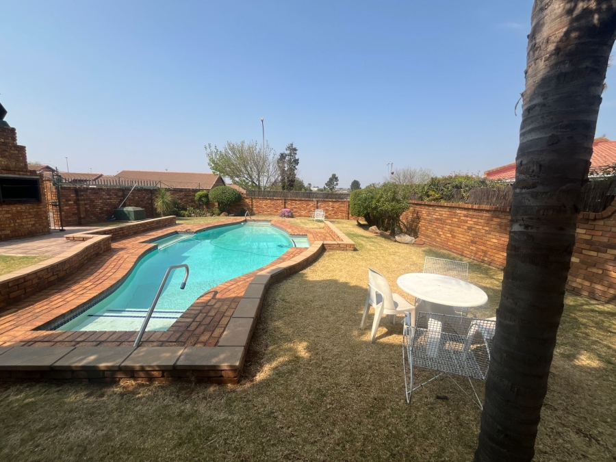 3 Bedroom Property for Sale in Dalpark Ext 1 Gauteng