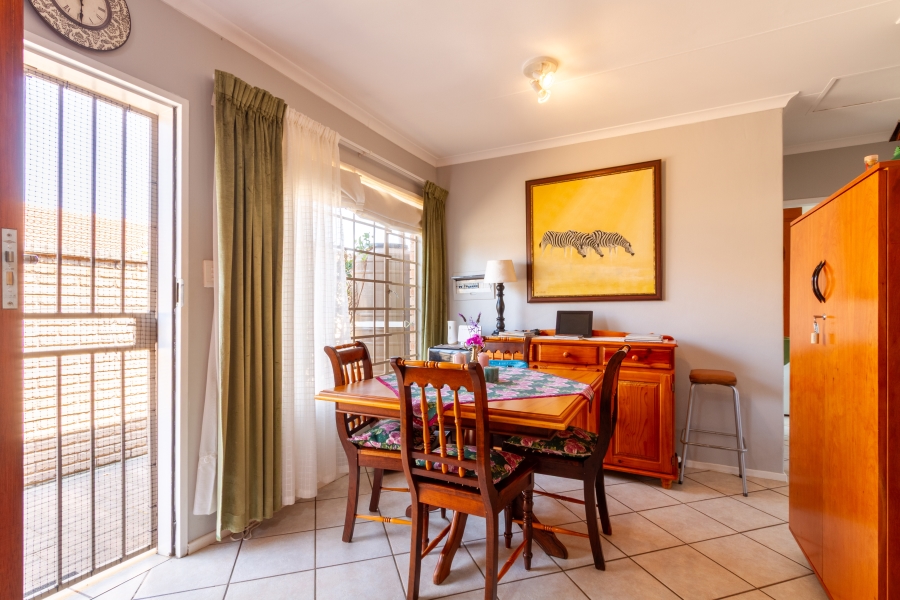 2 Bedroom Property for Sale in Willow Park Manor Gauteng